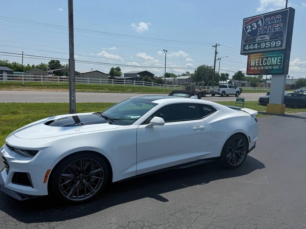 2023 Chevrolet Camaro ZL1 — Coupe — 4,137 mi — Lebanon, TN