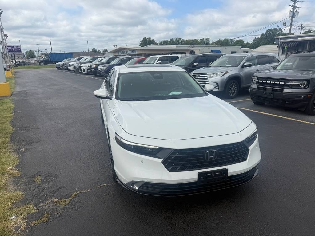 2023 Honda Accord Hybrid Touring — Sedan — 32,327 mi — Lebanon, TN