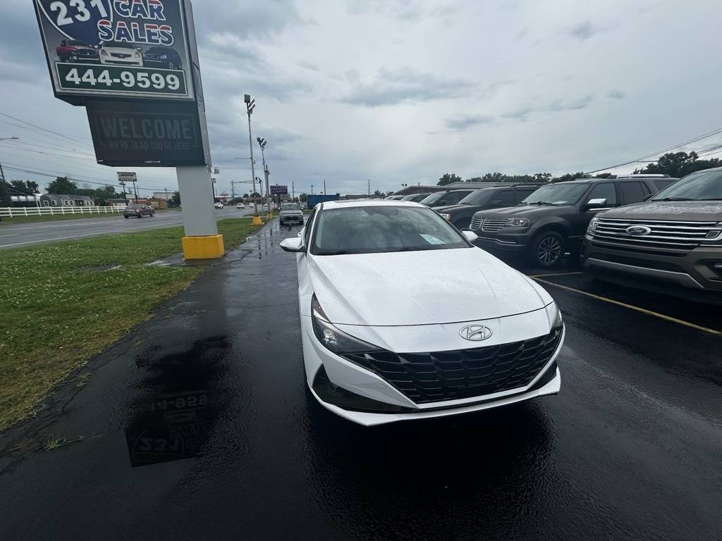 2023 Hyundai Elantra Hybrid Limited — Sedan — 33,439 mi — Lebanon, TN