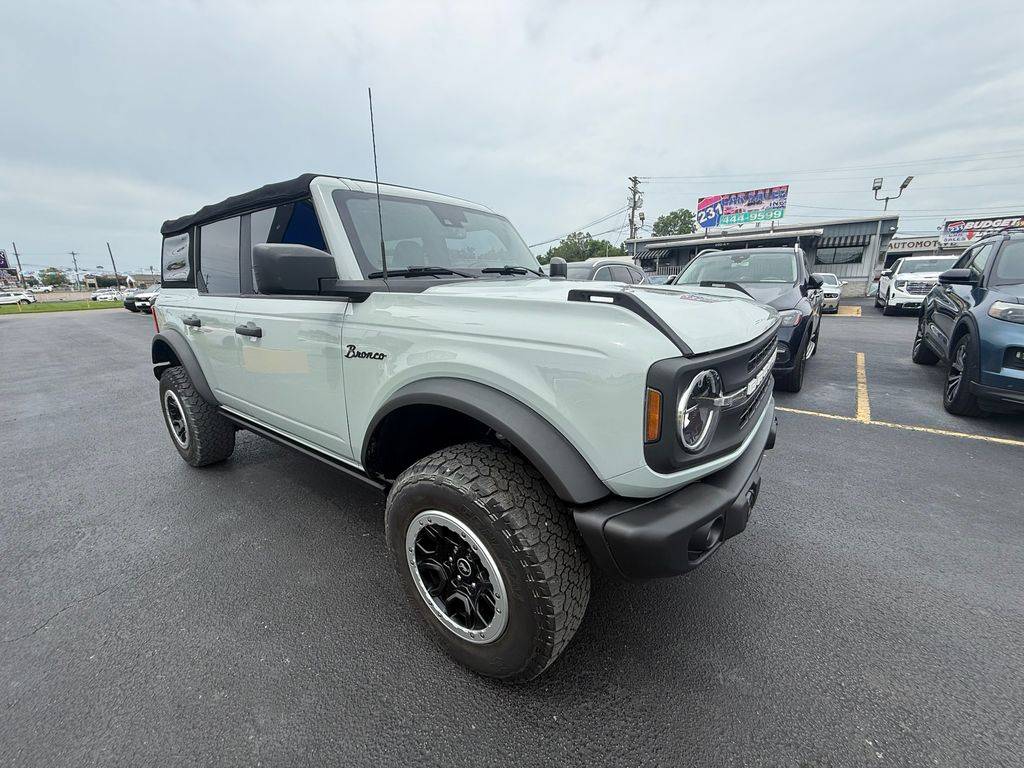 2022 Ford Bronco Black Diamond