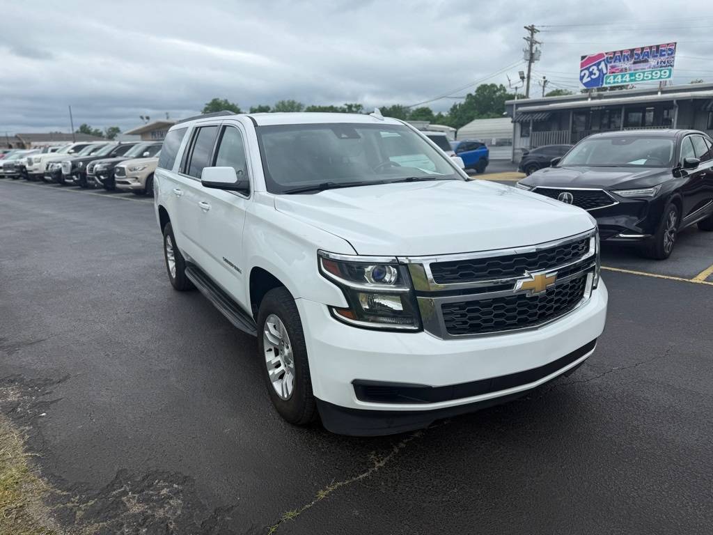 2017 Chevrolet Suburban LT — SUV — 151,349 mi — Lebanon, TN