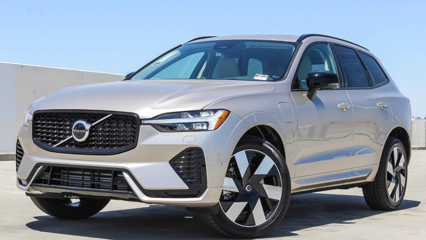 2024 Volvo XC60 Recharge Plus — SUV — 7,385 mi — Fresno, CA