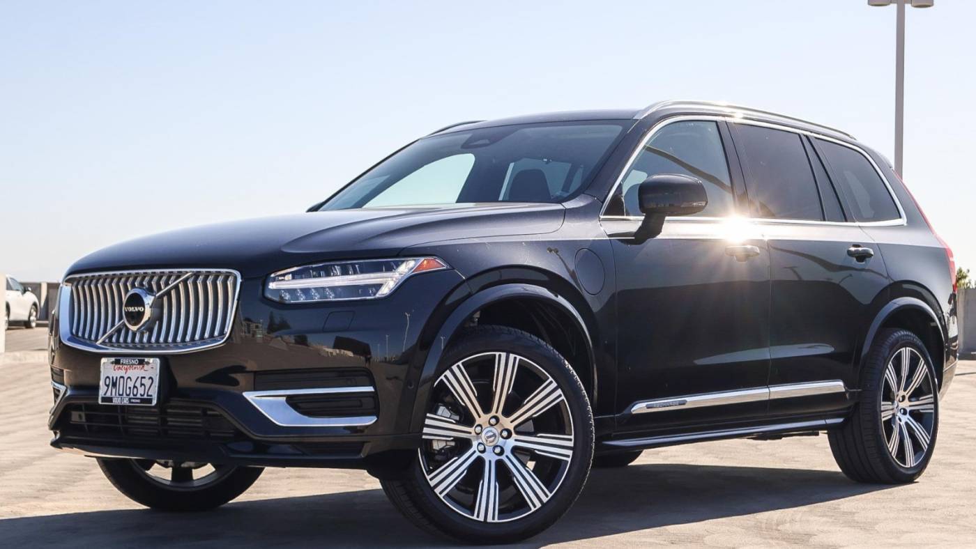 2024 Volvo XC90 Recharge T8 Ultimate Bright Theme 6P