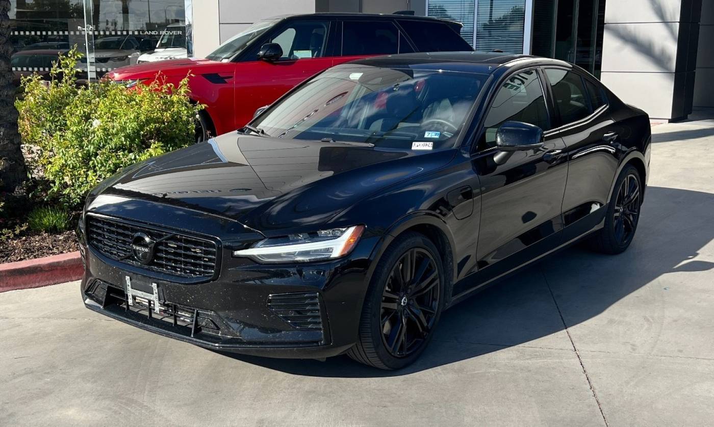 2022 Volvo S60 Recharge R-Design — Sedan — 27,009 mi — Fresno, CA