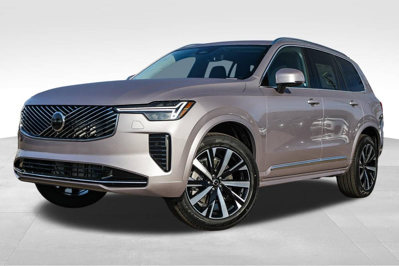2026 Volvo XC90 B5 Core