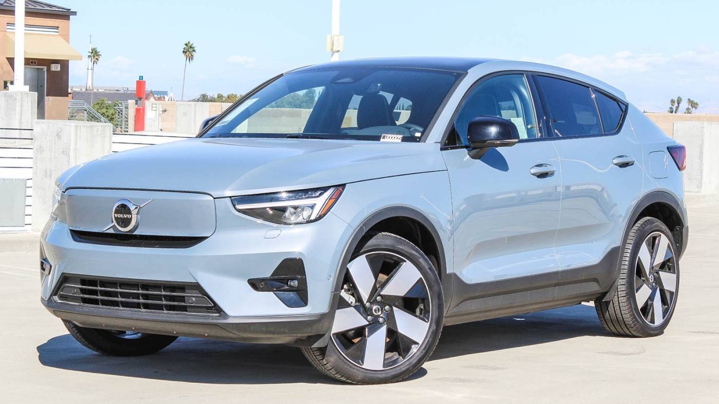 2023 Volvo C40 Recharge Ultimate — SUV — 13 mi — Fresno, CA