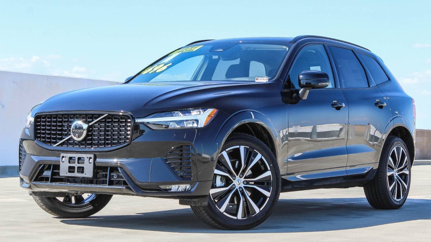 2024 Volvo XC60 Plus — SUV — 5,886 mi — Fresno, CA