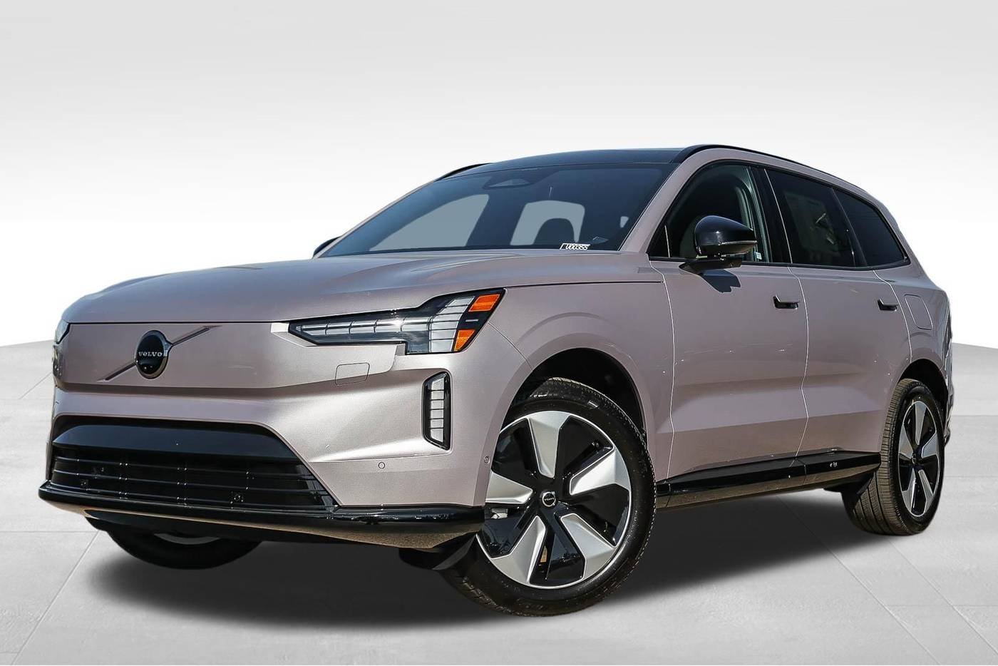 2026 Volvo EX90 Plus