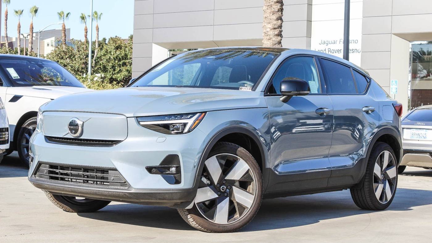 2023 Volvo C40 Recharge Ultimate — SUV — 11 mi — Fresno, CA