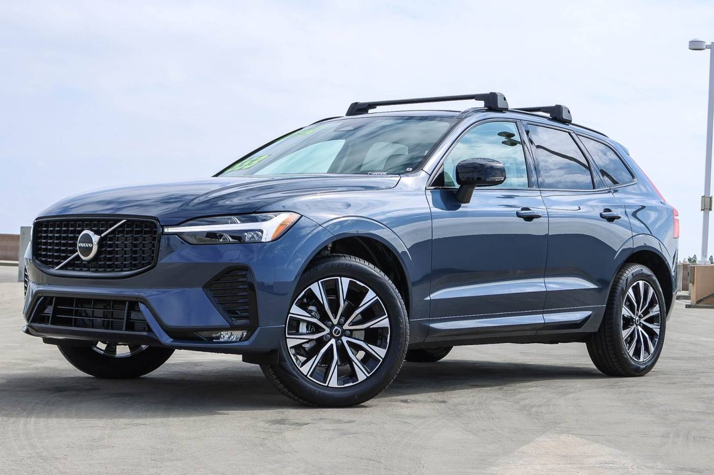 2025 Volvo XC60 Core — SUV — 13 mi — Fresno, CA
