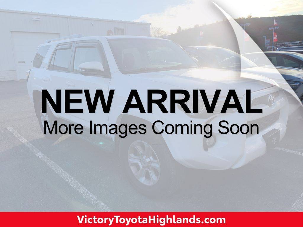 2017 Toyota 4Runner SR5 Premium — SUV — 72,910 mi — Triadelphia, WV