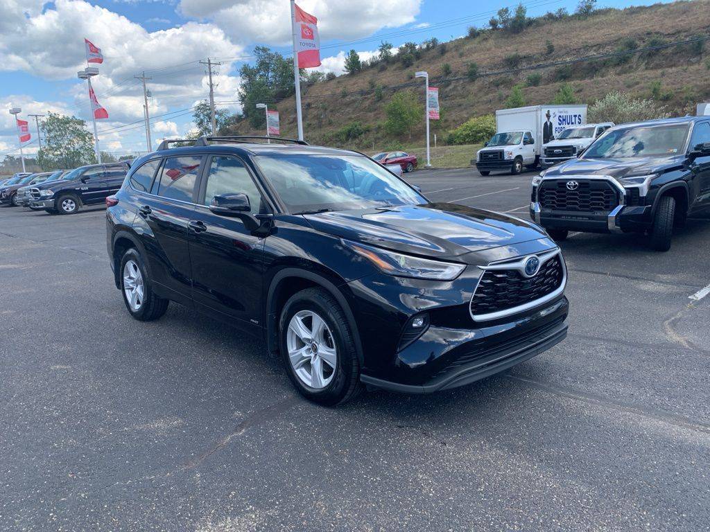 2023 Toyota Highlander Hybrid LE — SUV — 50,652 mi — Triadelphia, WV