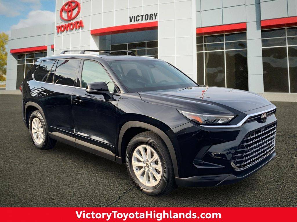 2024 Toyota Grand Highlander XLE — SUV — 9,959 mi — Triadelphia, WV