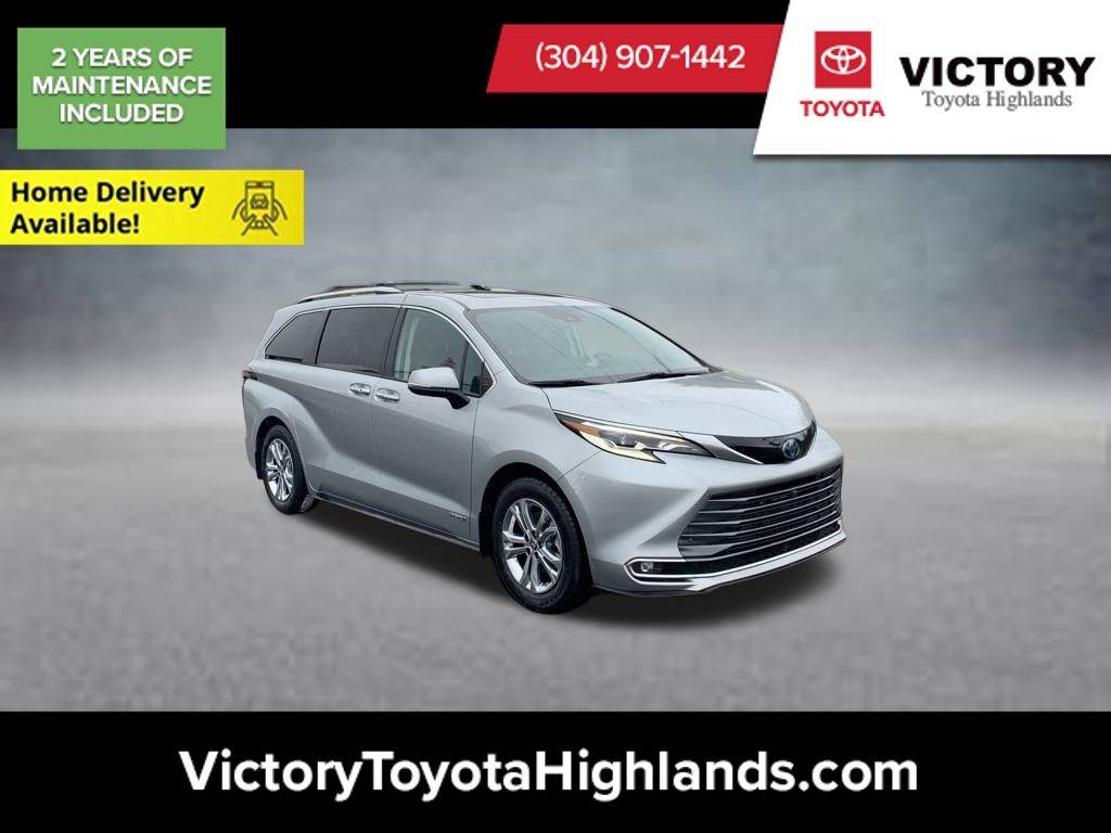 2021 Toyota Sienna Platinum — Minivan — 97,128 mi — Triadelphia, WV