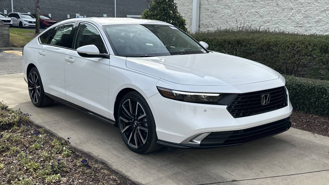 2025 Honda Accord Hybrid Touring — Sedan — 556 mi — Concord, NC