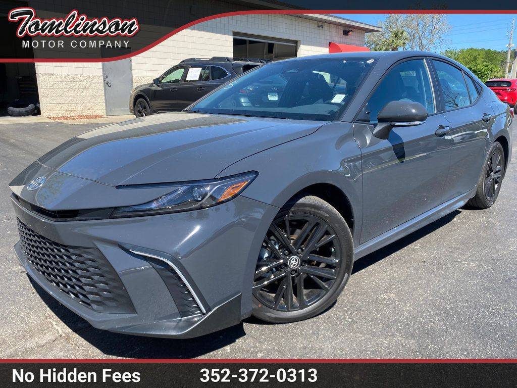 2025 Toyota Camry SE — Sedan — 1,271 mi — Gainesville, FL