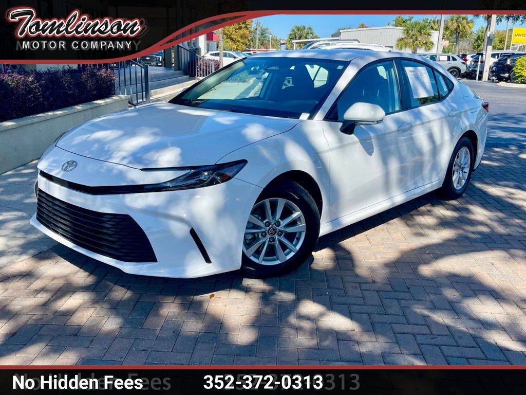 2025 Toyota Camry Hybrid LE — Sedan — 17,335 mi — Gainesville, FL
