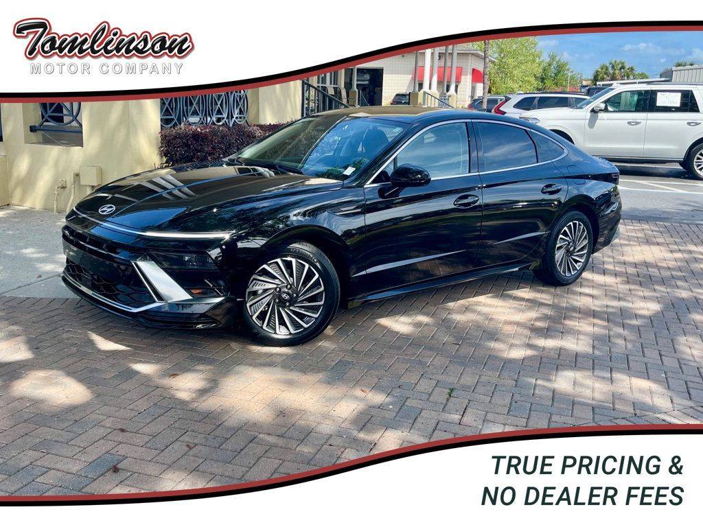 2025 Hyundai Sonata Hybrid SEL — Sedan — 2,228 mi — Gainesville, FL