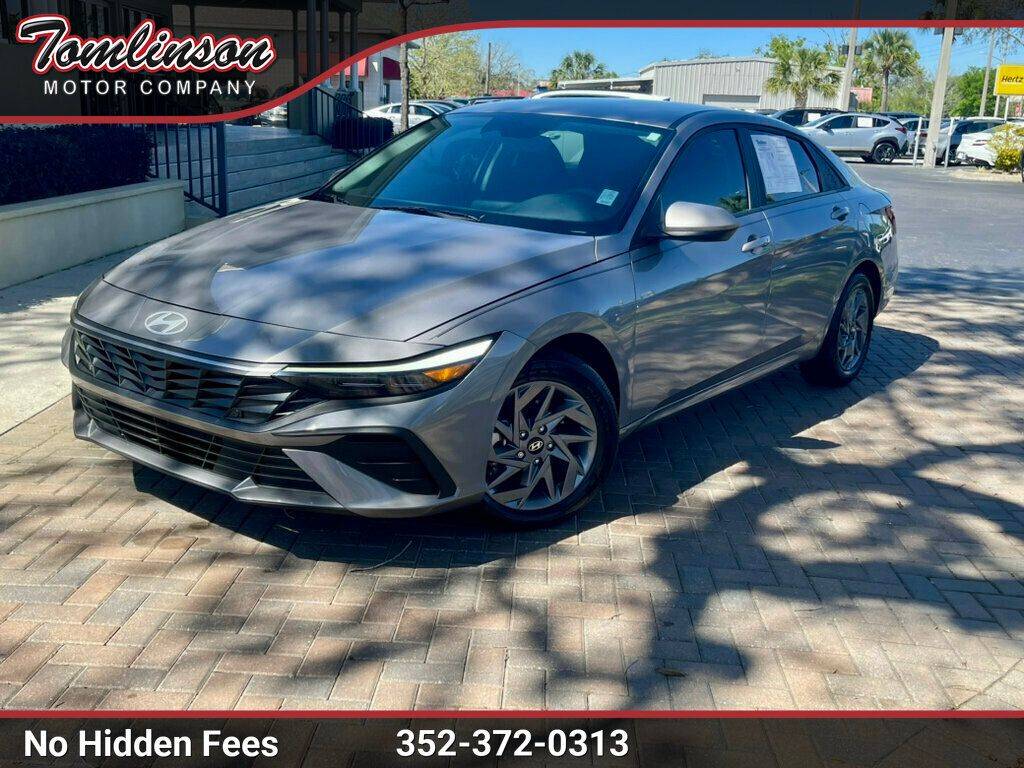 2024 Hyundai Elantra Hybrid Blue — Sedan — 14,744 mi — Gainesville, FL