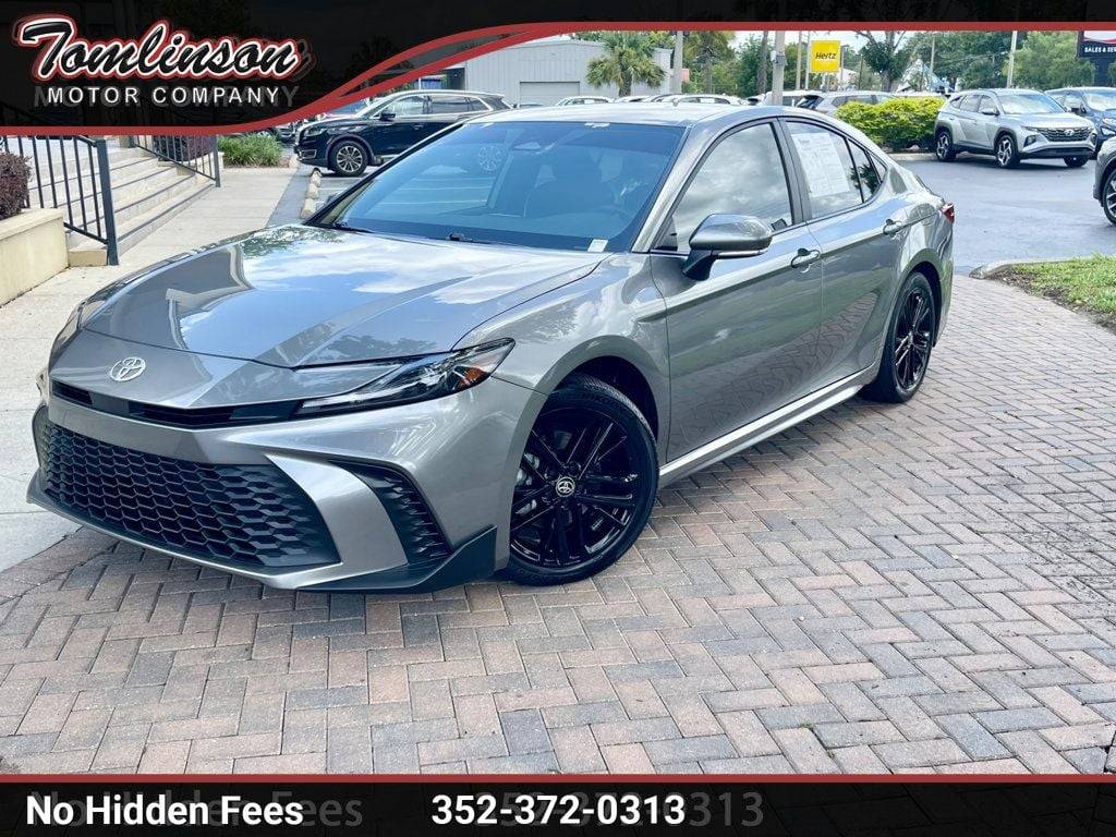 2025 Toyota Camry SE — Sedan — 9,925 mi — Gainesville, FL