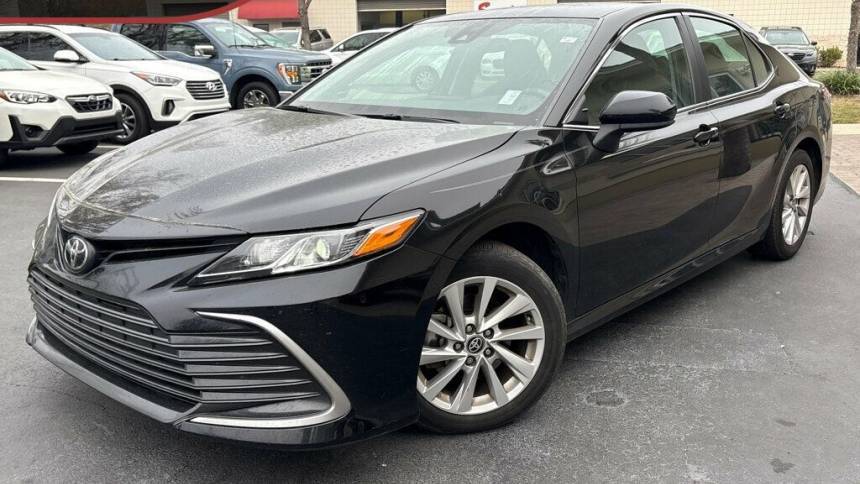 2024 Toyota Camry LE — Sedan — 58,842 mi — Gainesville, FL