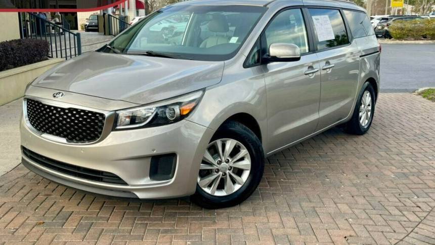 2017 Kia Sedona LX — Minivan — 100,286 mi — Gainesville, FL
