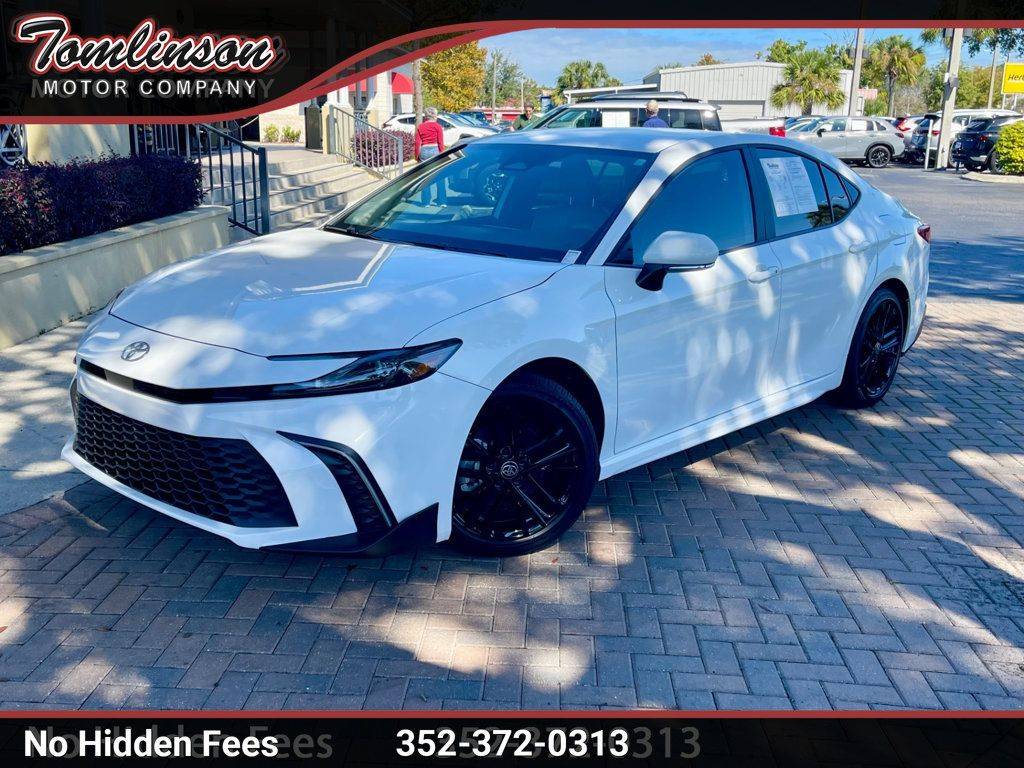 2025 Toyota Camry Hybrid LE — Sedan — 12,584 mi — Gainesville, FL