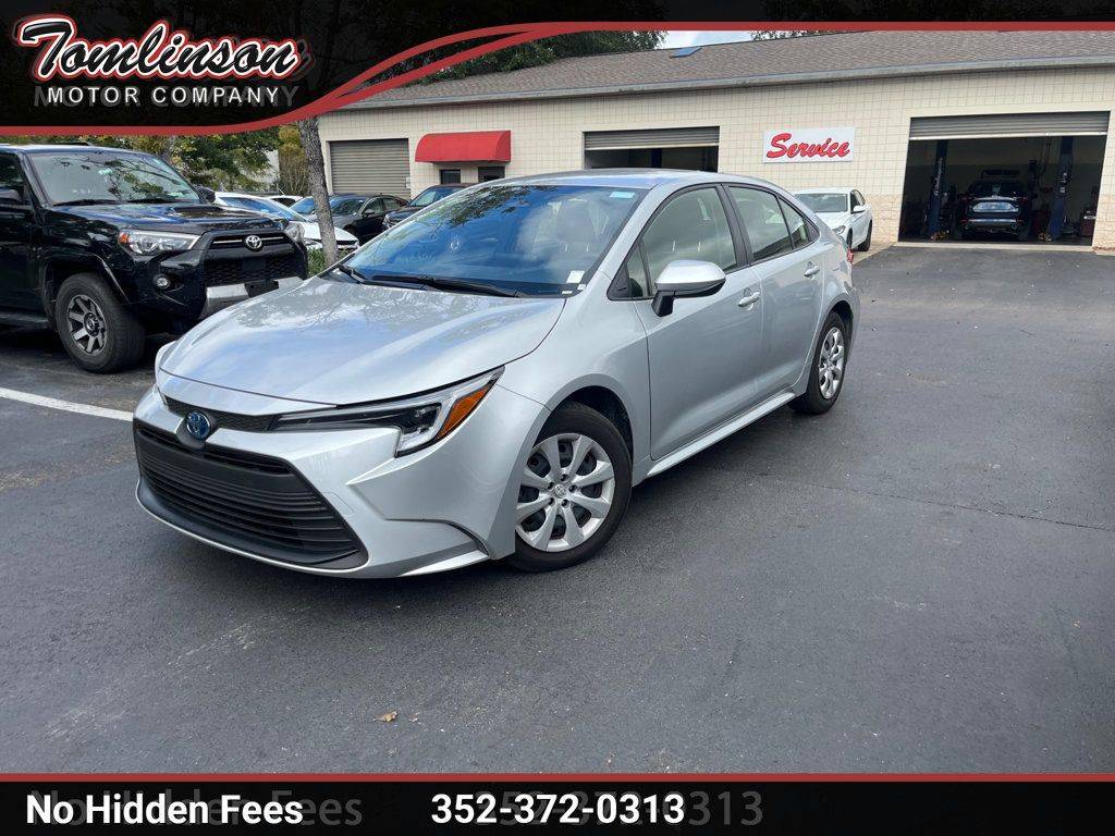 2025 Toyota Corolla Hybrid LE — Sedan — 17,494 mi — Gainesville, FL
