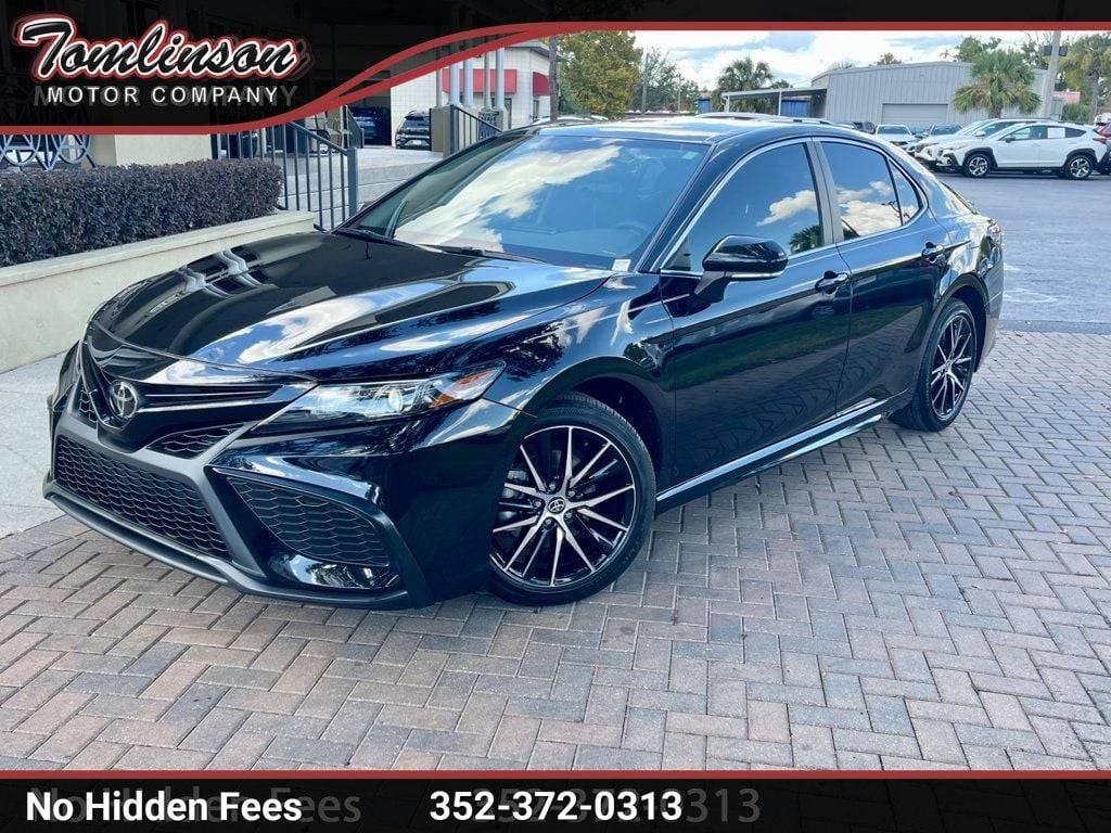2024 Toyota Camry SE — Sedan — 28,885 mi — Gainesville, FL