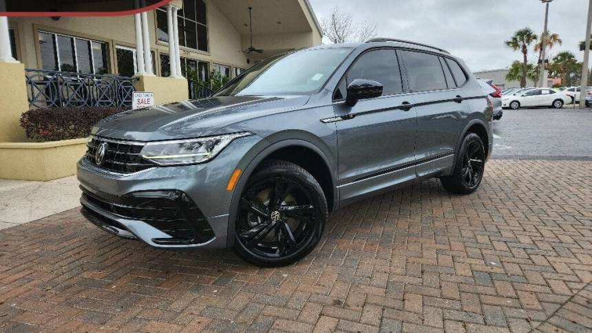 2024 Volkswagen Tiguan SE R-Line Black — SUV — 9,833 mi — Gainesville, FL