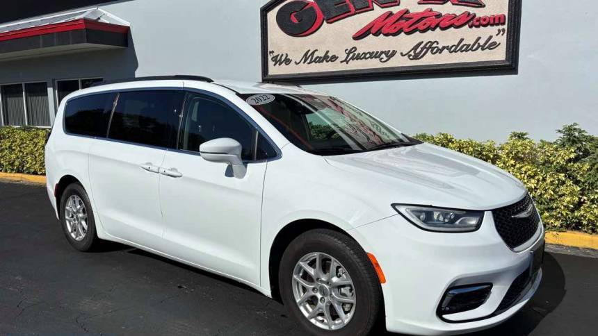 2022 Chrysler Pacifica Touring L — Minivan — 66,780 mi — Melbourne, FL