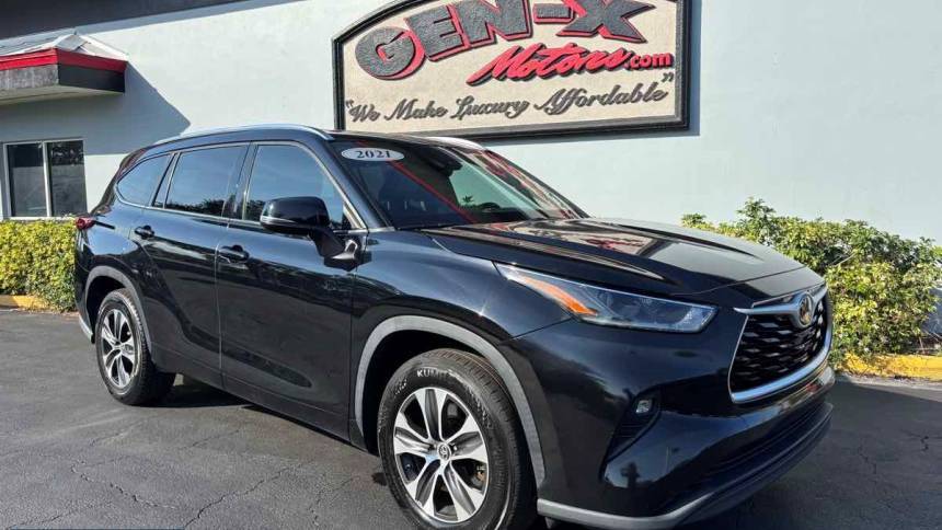 2021 Toyota Highlander XLE — SUV — 79,783 mi — Melbourne, FL