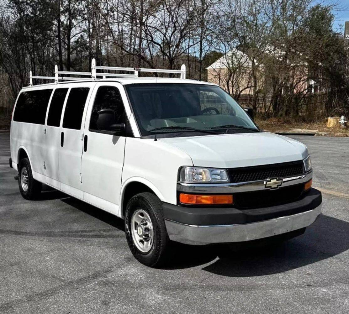 2014 Chevrolet Express Passenger LT — Passenger Van — 103,479 mi — Duluth, GA