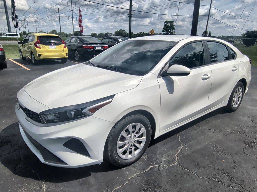 2022 Kia Forte FE