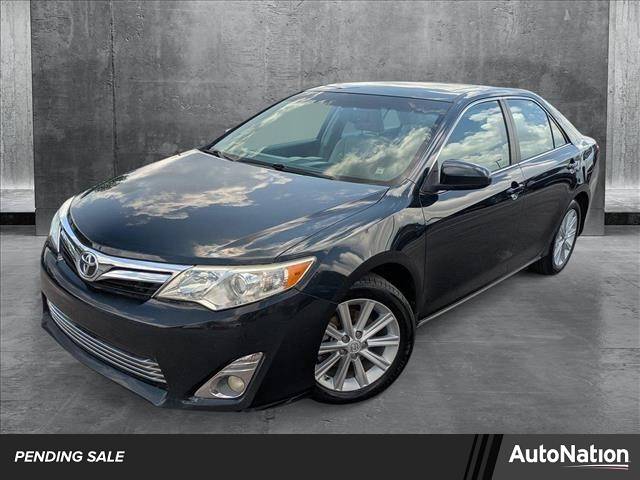 2013 Toyota Camry XLE V6 — Sedan — 71,515 mi — Mobile, AL