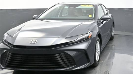 2025 Toyota Camry LE — Sedan — 199 mi — Daphne, AL
