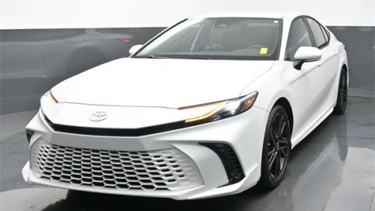 2025 Toyota Camry LE — Sedan — 10,172 mi — Daphne, AL