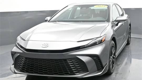 2025 Toyota Camry LE — Sedan — 25 mi — Daphne, AL