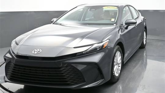 2025 Toyota Camry LE — Sedan — 2,060 mi — Daphne, AL