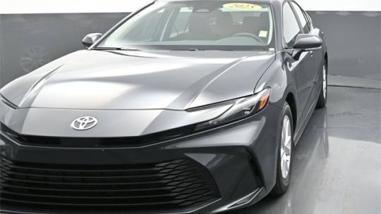2025 Toyota Camry LE — Sedan — 25 mi — Daphne, AL