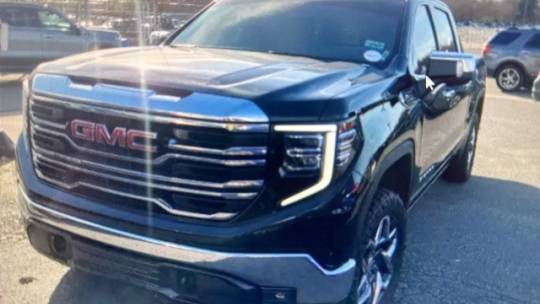 2022 GMC Sierra 1500 SLT — Pickup Truck — 43,925 mi — Moncks Corner, SC
