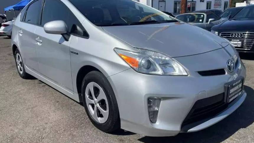 2013 Toyota Prius Three — Sedan — 191,681 mi — La Crescenta, CA