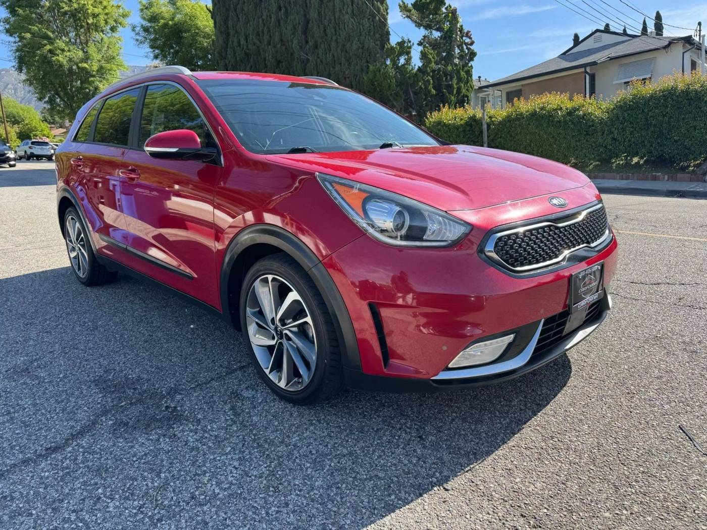 2017 Kia Niro Hybrid Touring — SUV — 111,521 mi — La Crescenta, CA