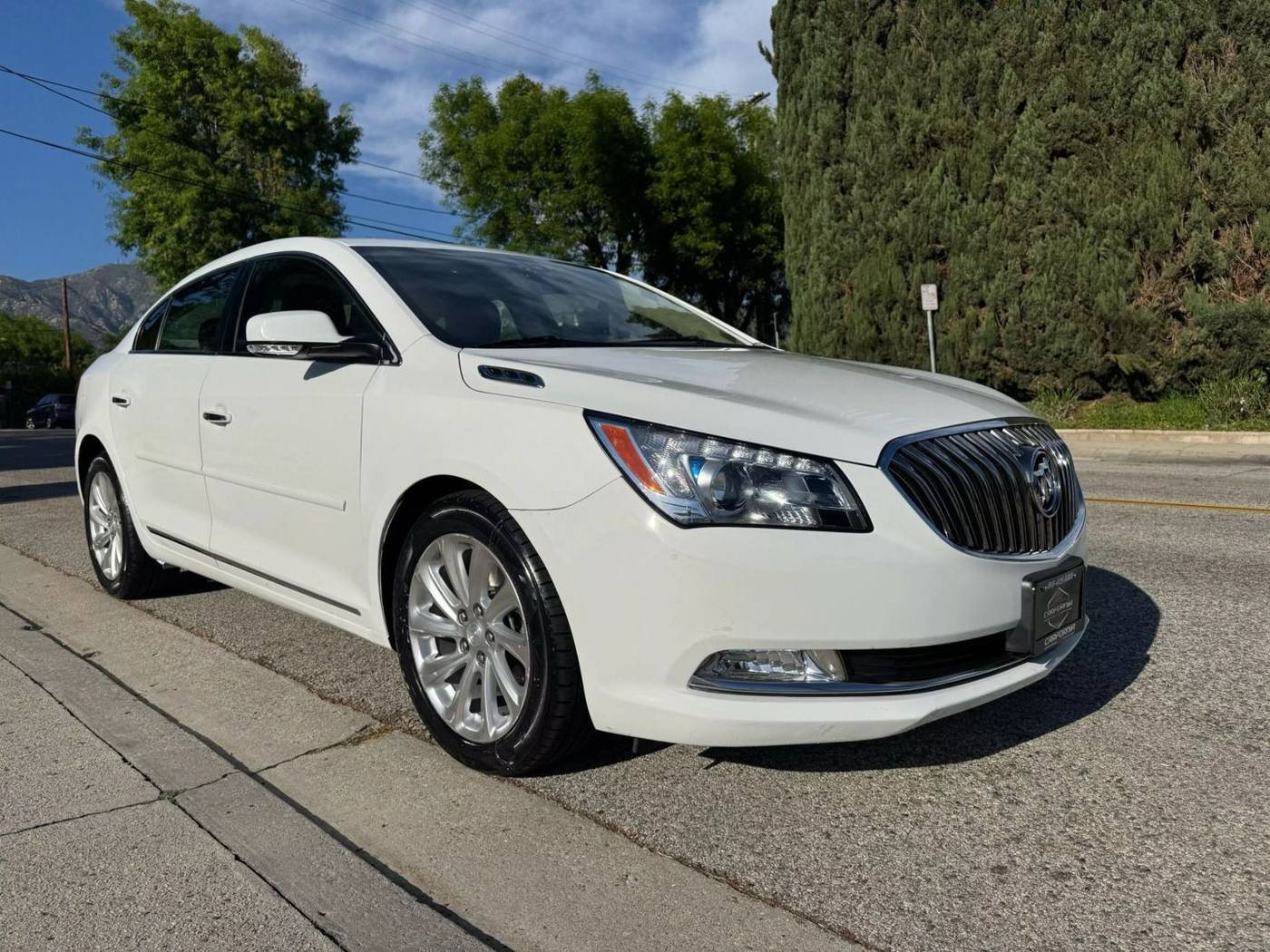 2014 Buick LaCrosse Leather — Sedan — 73,098 mi — La Crescenta, CA