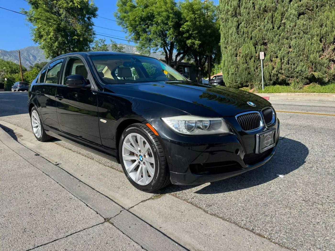 2011 BMW 3 Series 328i — Sedan — 112,744 mi — La Crescenta, CA