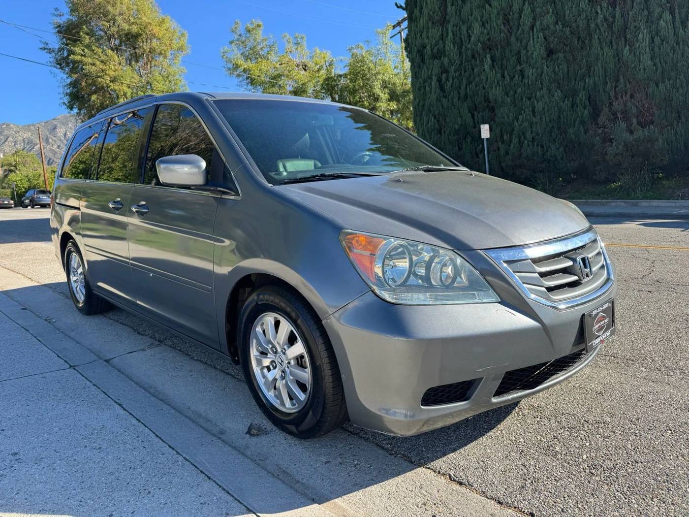 2009 Honda Odyssey EX-L — Minivan — 197,849 mi — La Crescenta, CA