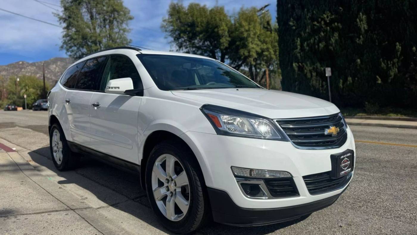 2017 Chevrolet Traverse LT — SUV — 97,204 mi — La Crescenta, CA