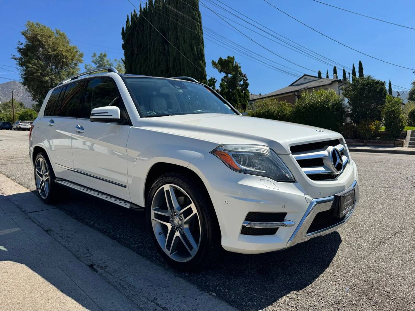 2013 Mercedes-Benz GLK GLK 350 — SUV — 97,533 mi — La Crescenta, CA