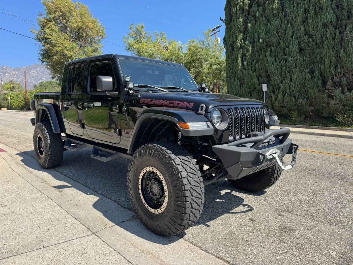 2020 Jeep Gladiator Rubicon — Pickup Truck — 29,903 mi — La Crescenta, CA