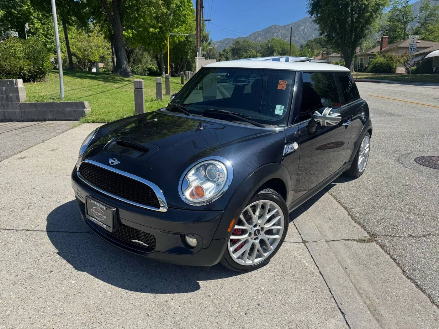 2009 MINI Cooper John Cooper Works — Hatchback — 99,303 mi — La Crescenta, CA